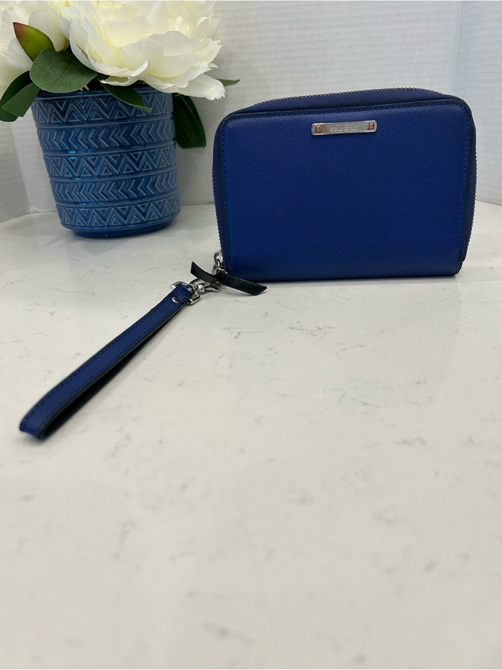 Stella & Dot Cobalt Blue Zip Wallet Wristlet